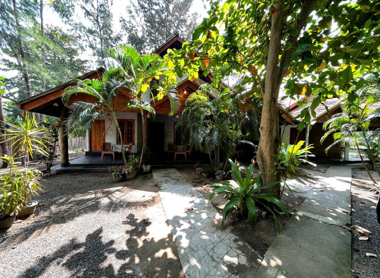 New Roy Guest House Kalkudah  Exterior photo
